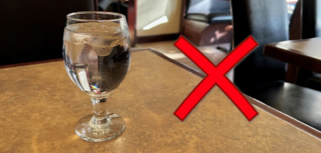 لا تشرب الماء بعد وجباتك مباشرة… بسبب هذه المشاكل الصحية